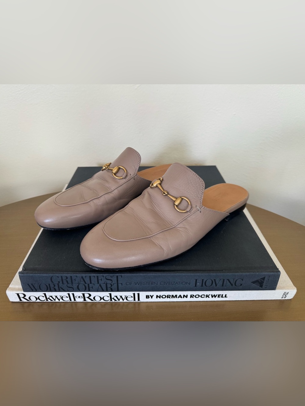 Gucci Princeton Leather Mules Taupe Beige Tan Horsebit Slides Shoes - 39 - Picture 2 of 8